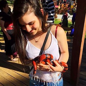 Meet your Posher, Samantha